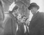 PM Menzies chats with Civil Defence workers in wartime England